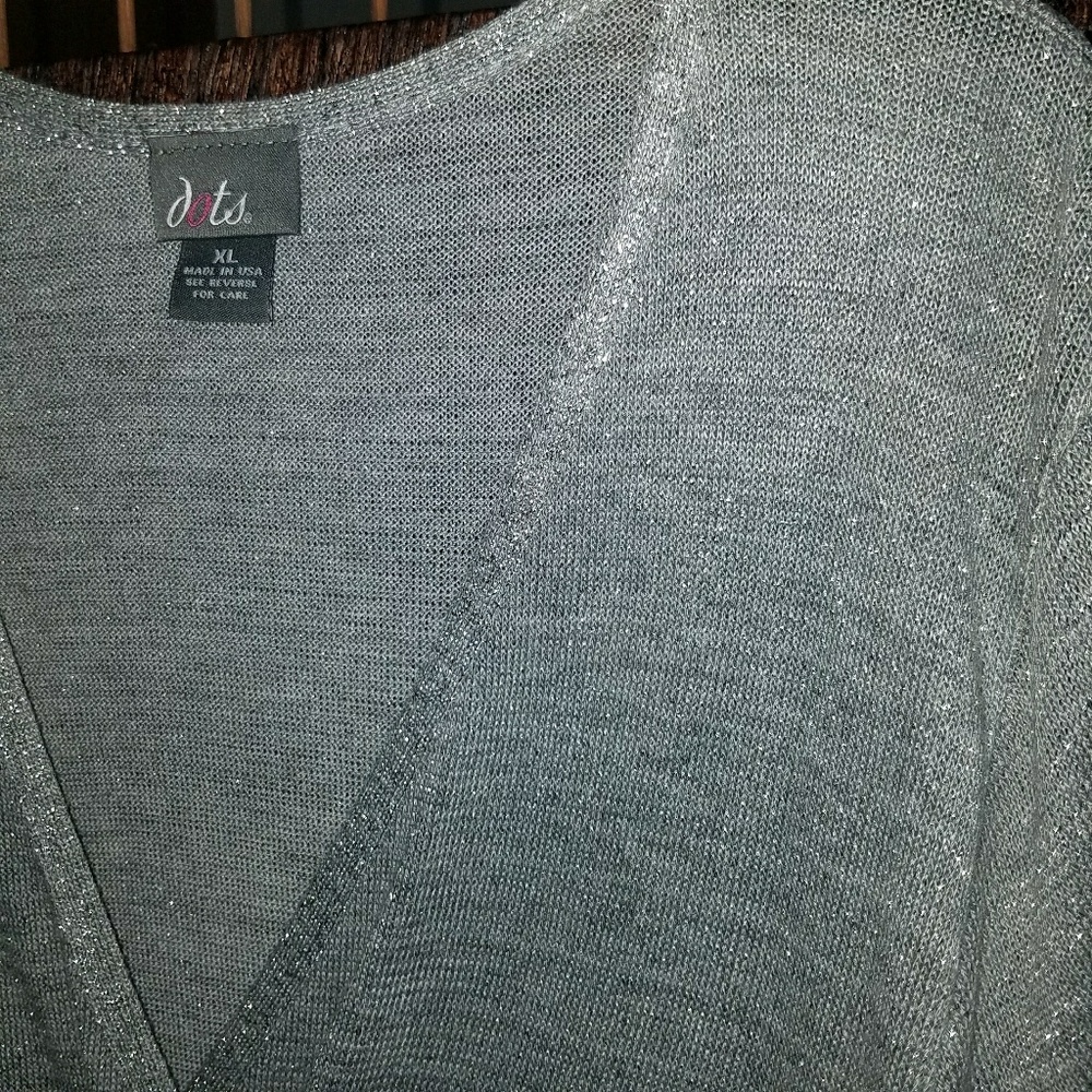 DOTS Sweater - Picture 3 of 5